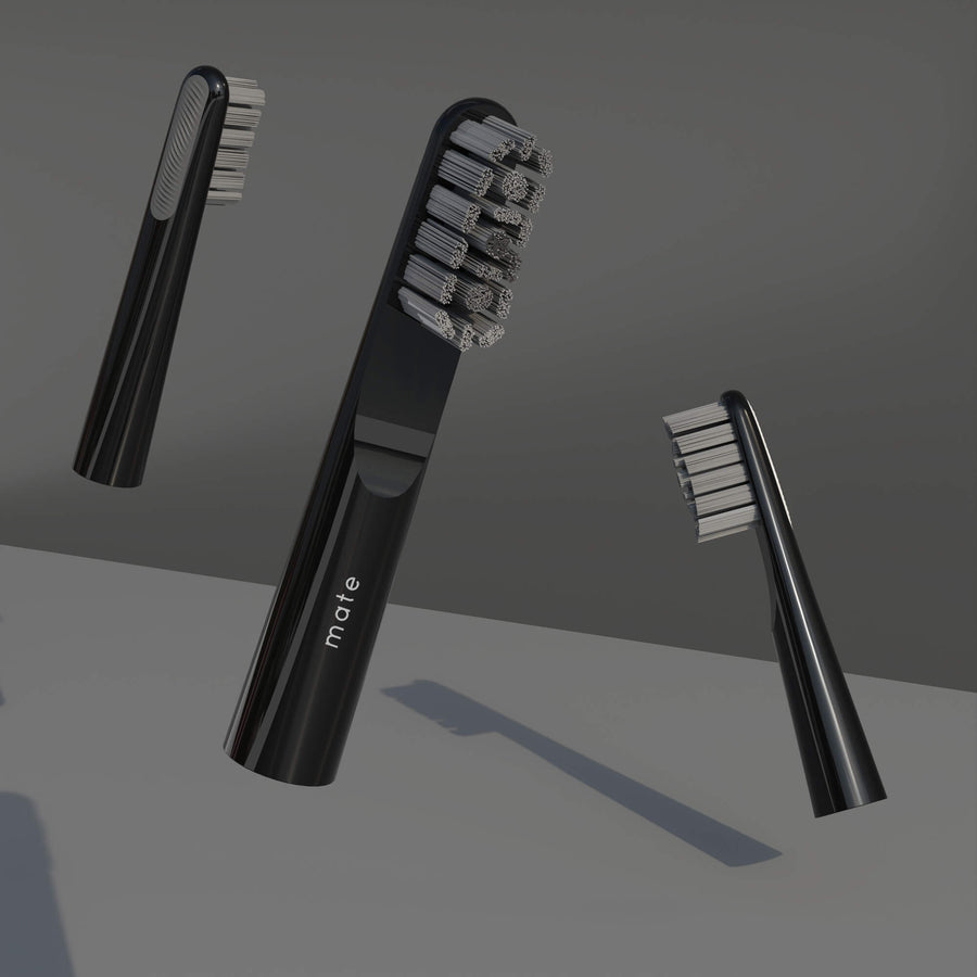 3 interchangeable heads nano bristles Black